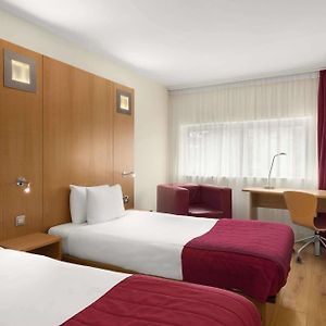 Twin Room Non-Smoking
